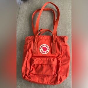 NWOT Fjällräven Kånken Totepack Mini in Bright Orange